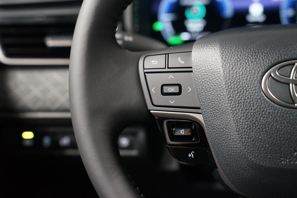 Thumbnail: 2026 Toyota Camry - 14