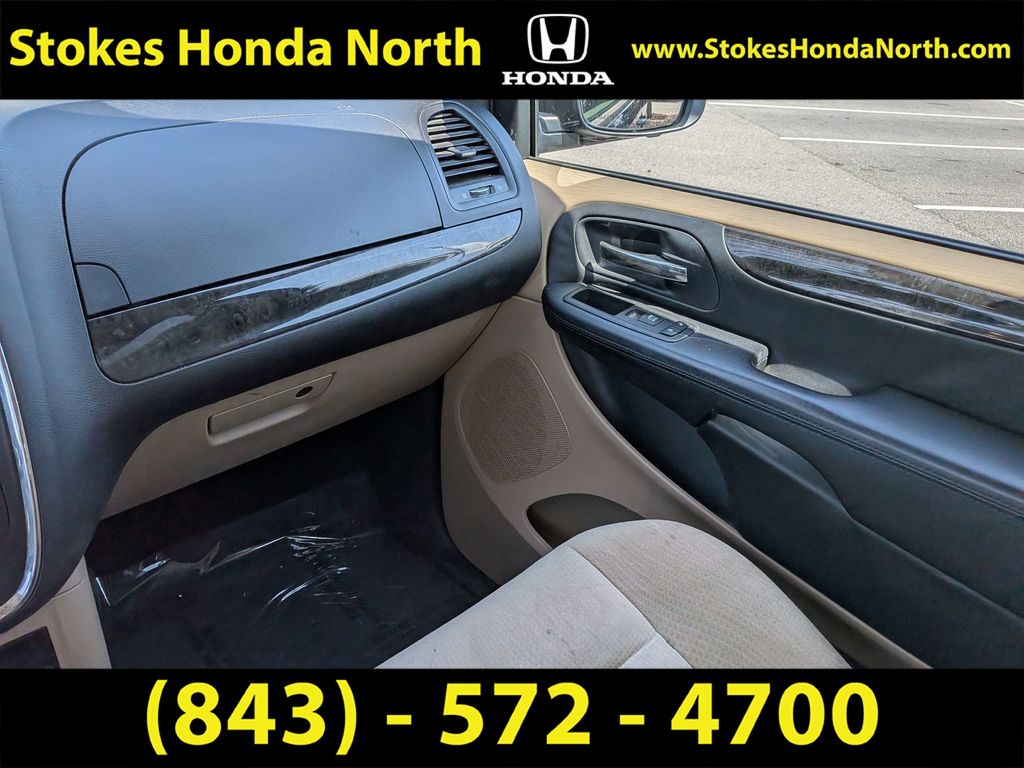 Used 2016 Dodge Grand Caravan Van