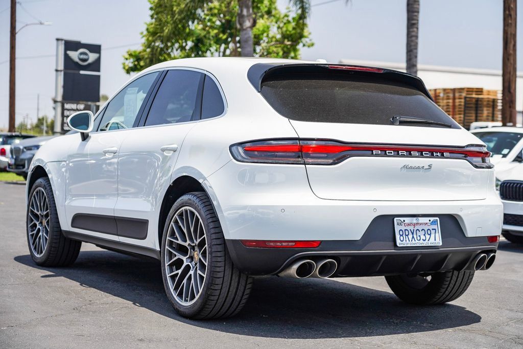 2020 Porsche Macan S 6