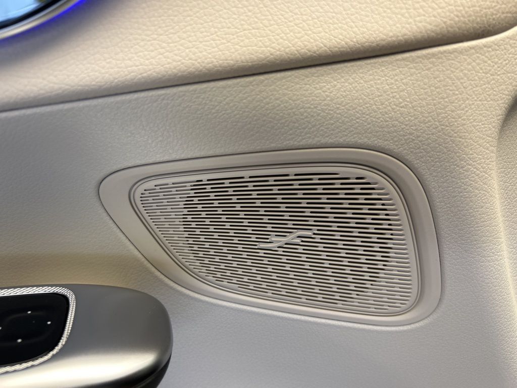 Thumbnail: 2026 Mercedes-Benz GLC - 22