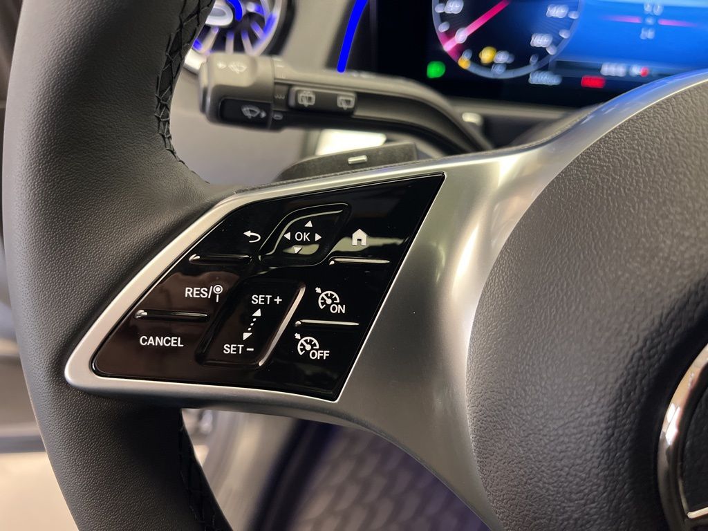 Thumbnail: 2026 Mercedes-Benz GLB - 15