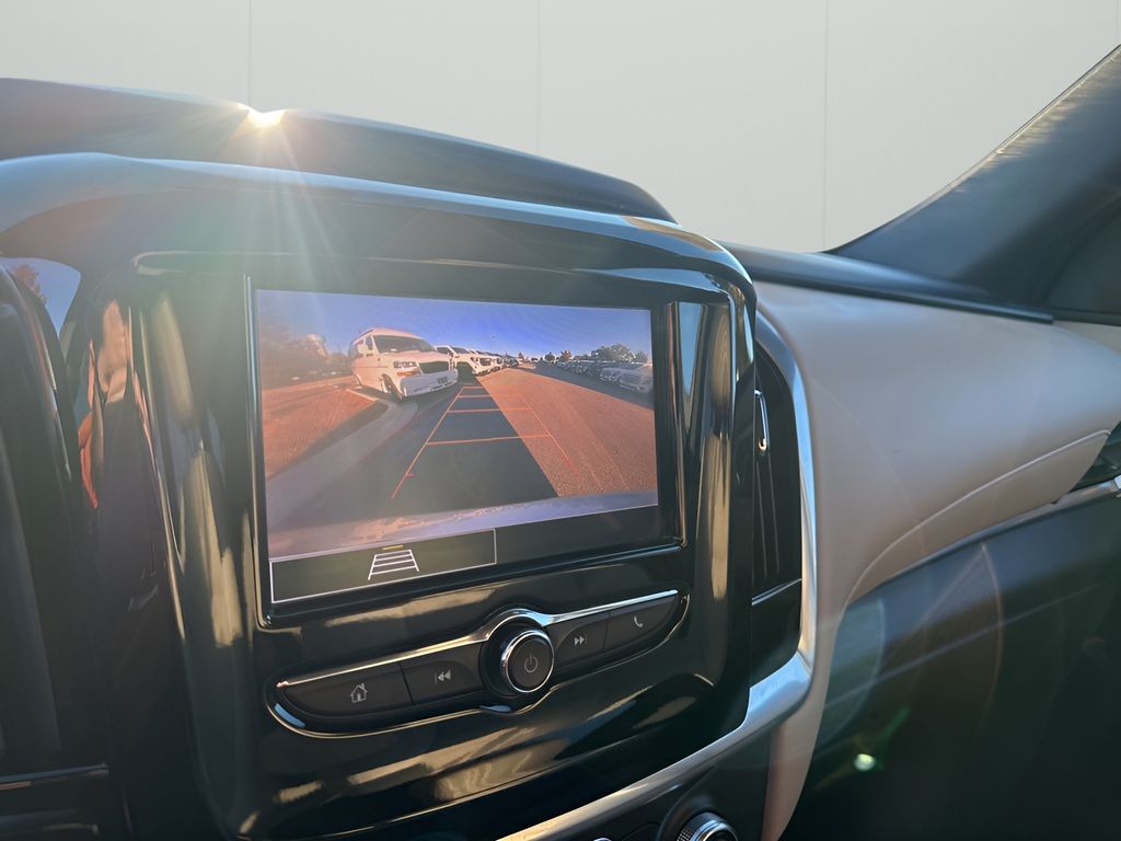 Used Car 2022 Chevrolet Traverse  Ls For Sale Under $25,000 In Austin, Texas