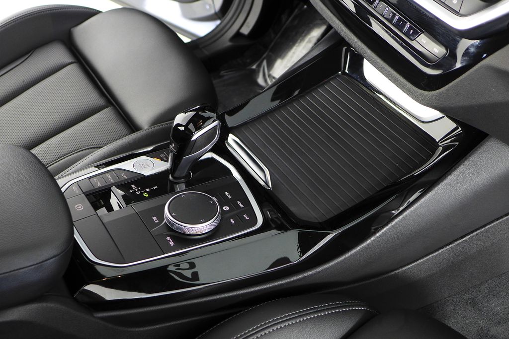 Thumbnail: 2023 BMW X3 - 15