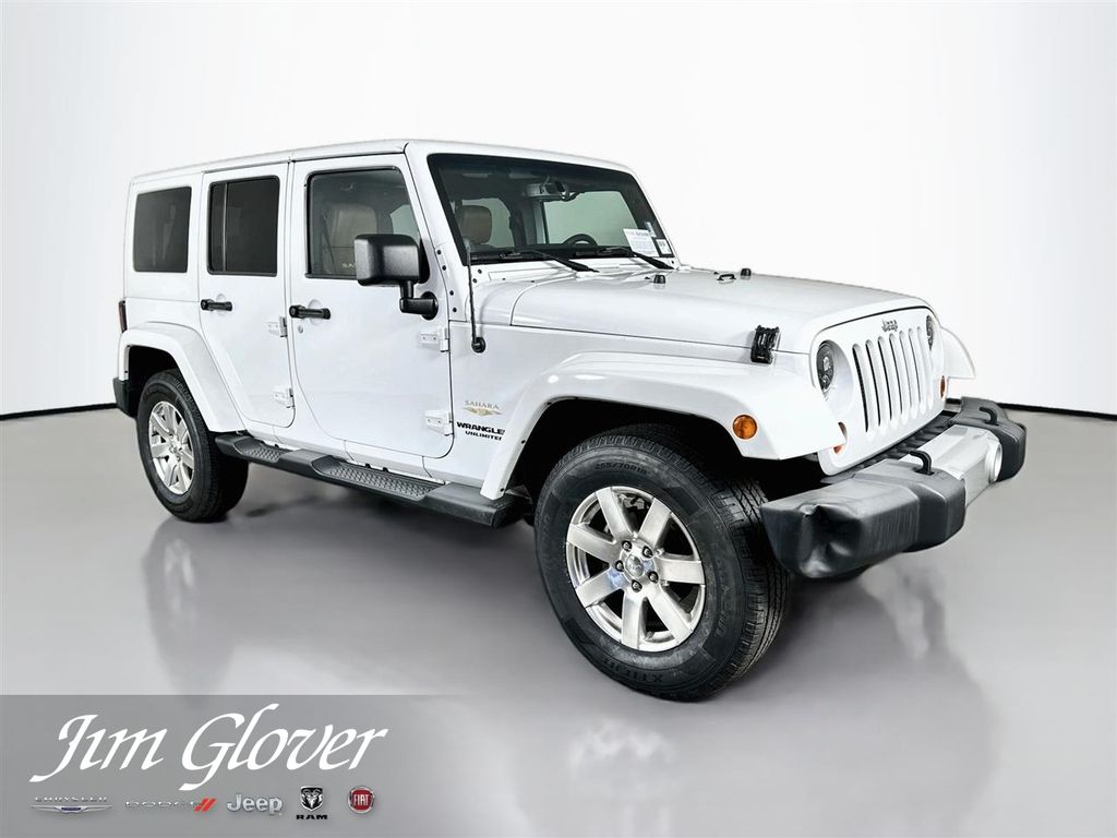 Bright White Clearcoat 2013 Jeep Wrangler SUV / Crossover Four-Wheel Drive 5-Speed Automatic