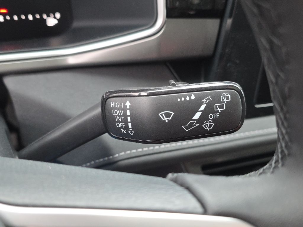 2026 Volkswagen Taos 1.5T SE Black Gray at Sutliff Volkswagen