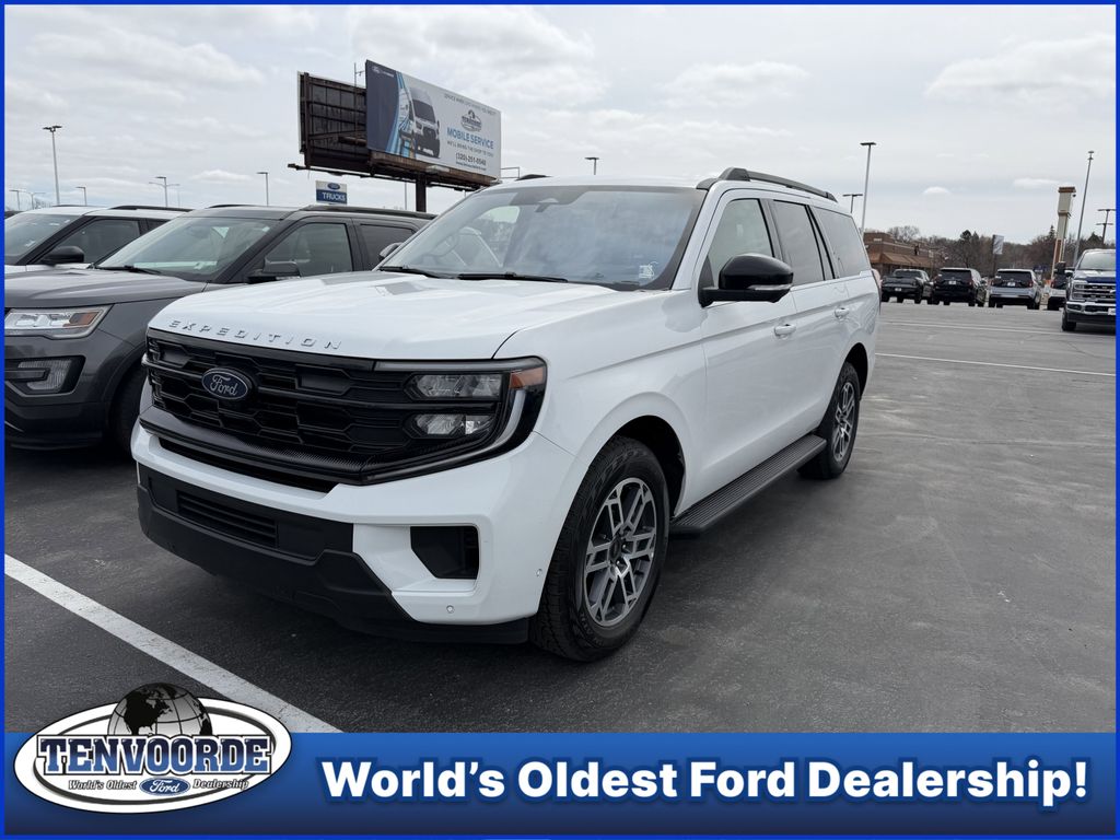 Oxford White 2025 Ford Expedition Active 4WD SUV / Crossover Four-Wheel Drive Automatic
