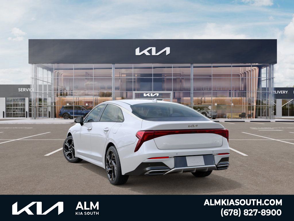 2025 Kia K5 GT-Line photo 3