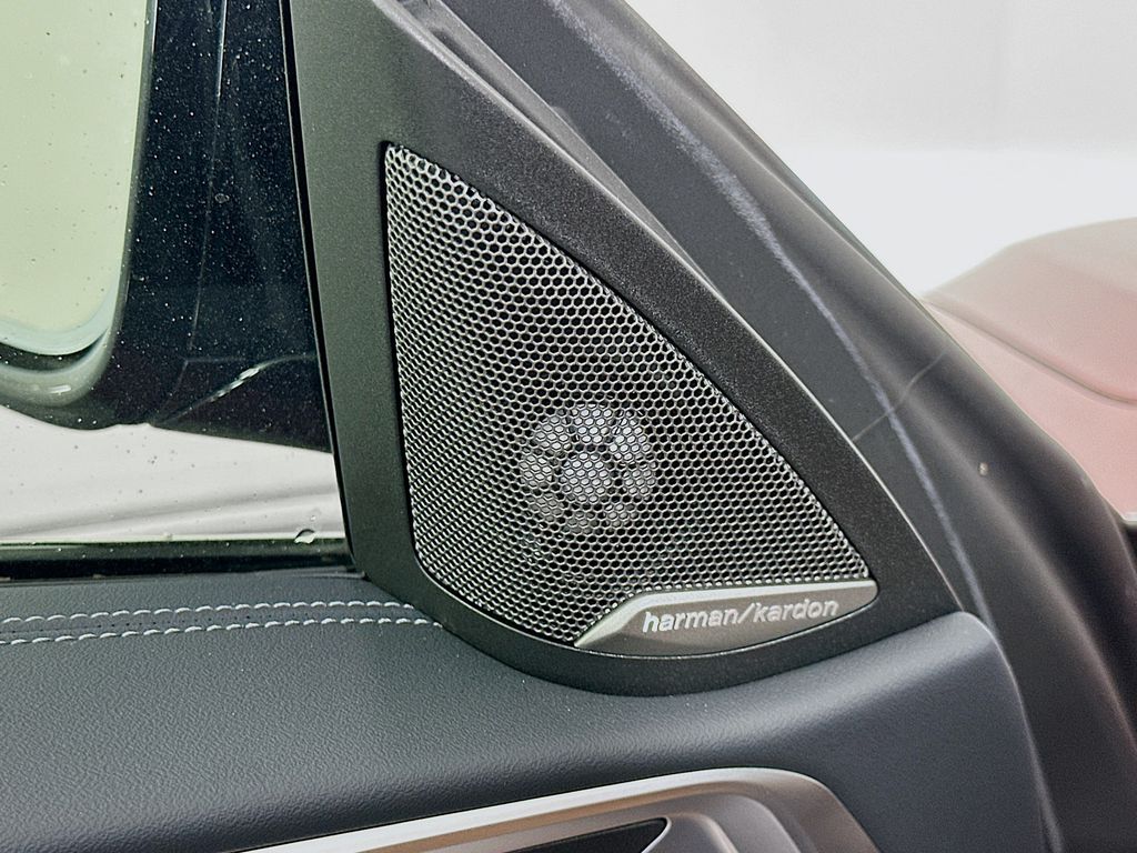 Thumbnail: 2025 BMW 4 Series - 19