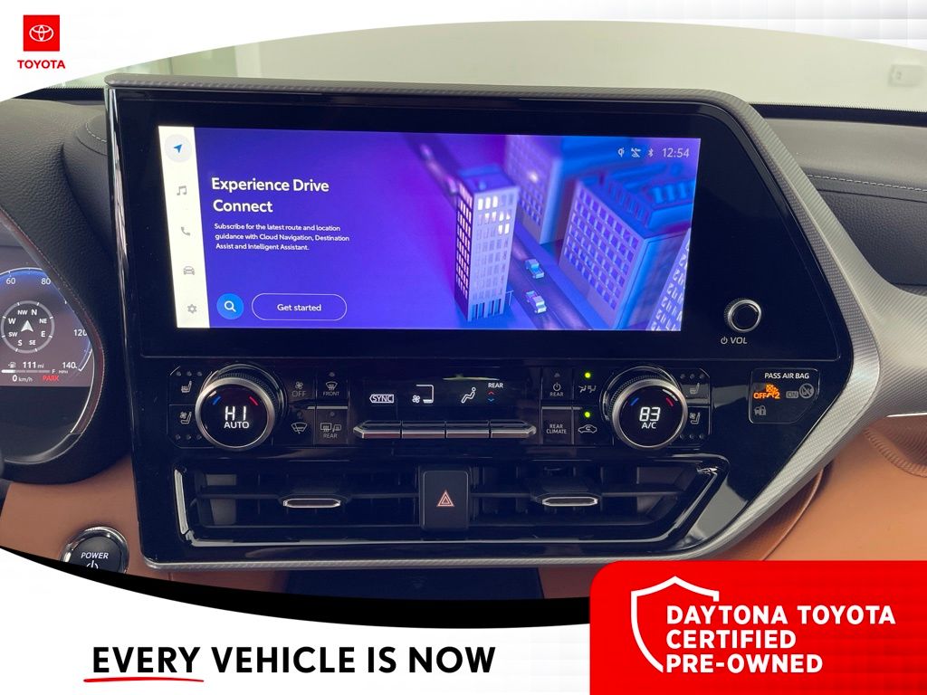 Used 2023 Toyota Highlander Hybrid SUV