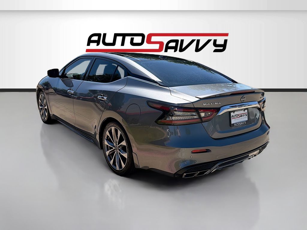 Used 2023 Gray Nissan Platinum image 5