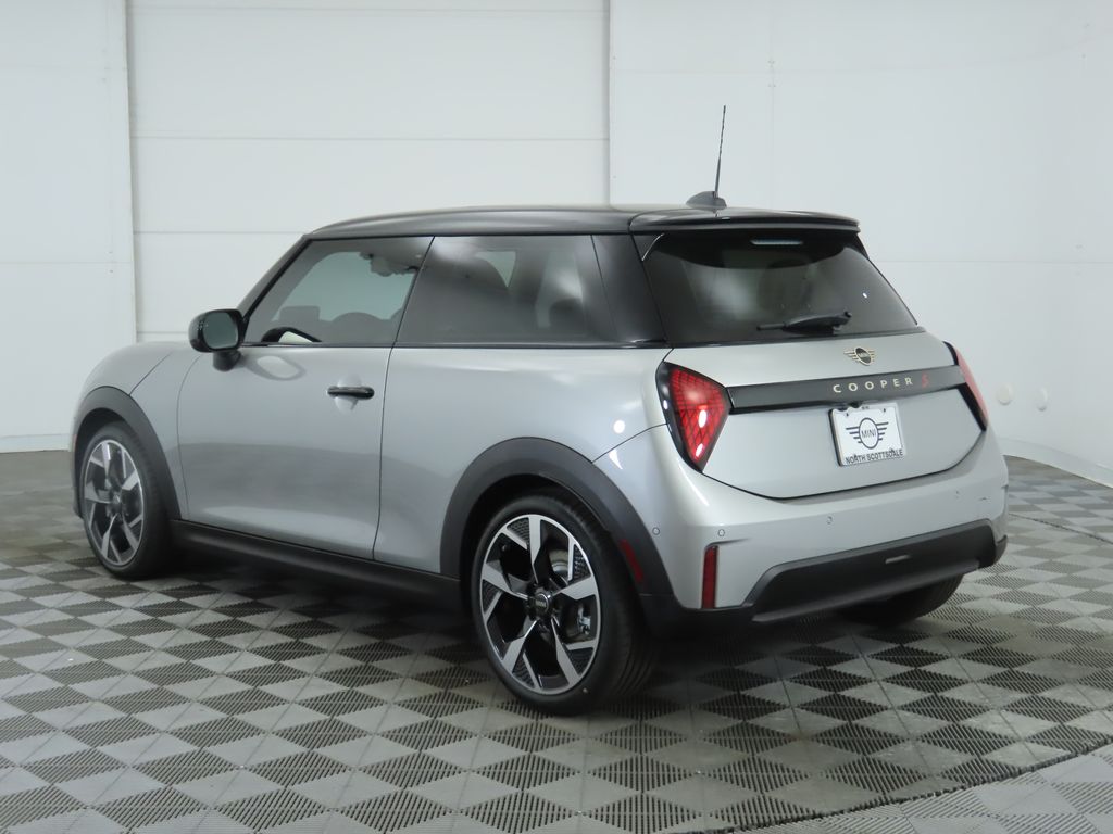 Thumbnail: 2025 MINI Cooper - 8