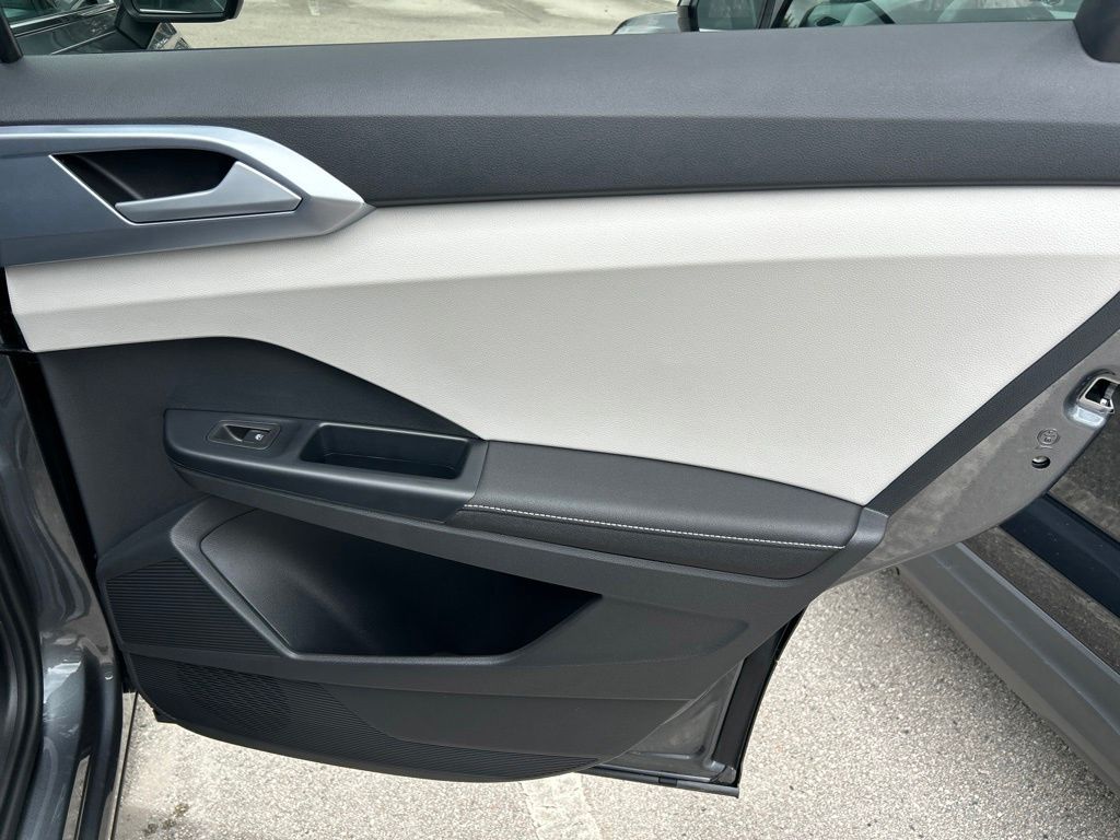 New 2026 Gray Volkswagen 1.5T SE image 47