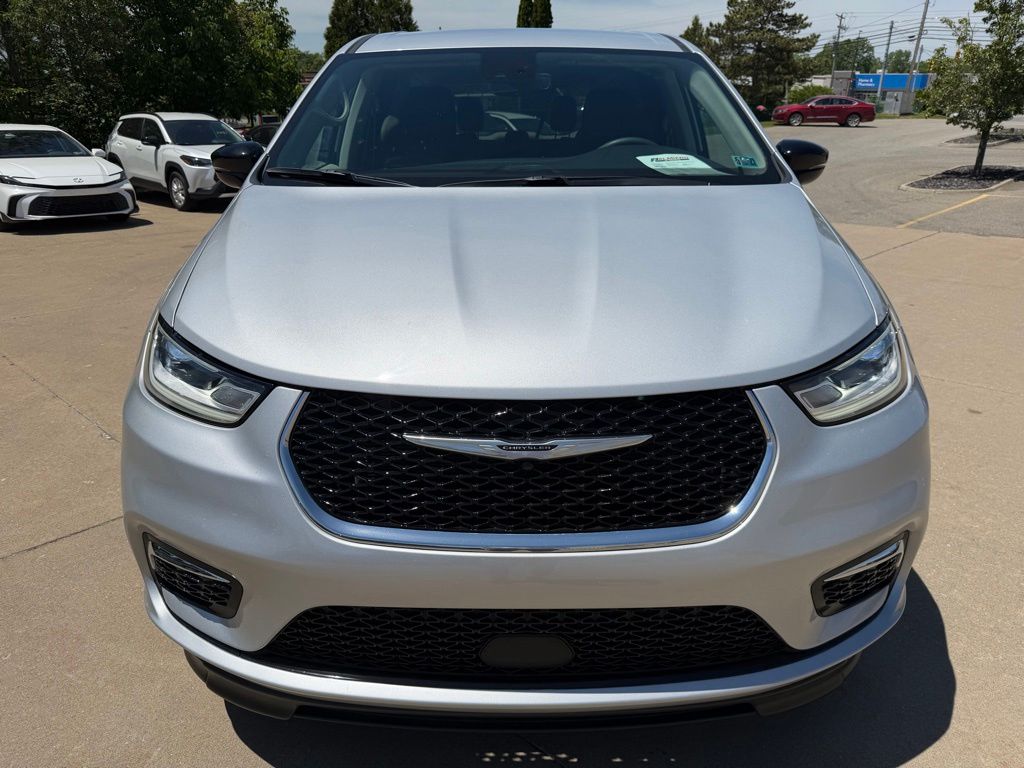 used 2024 Chrysler Pacifica car, priced at $74,903