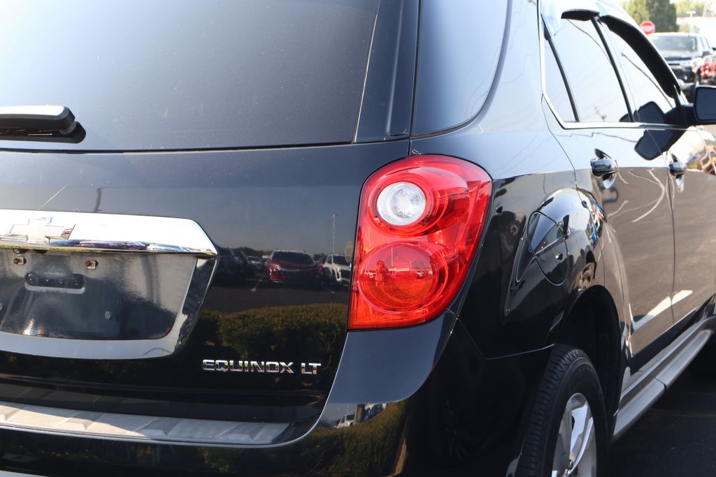 Thumbnail: 2015 Chevrolet Equinox - 10