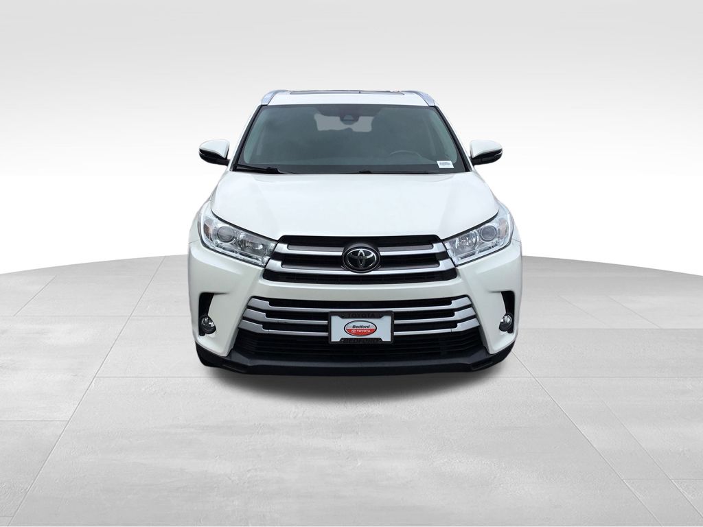 2019 Toyota Highlander XLE 8