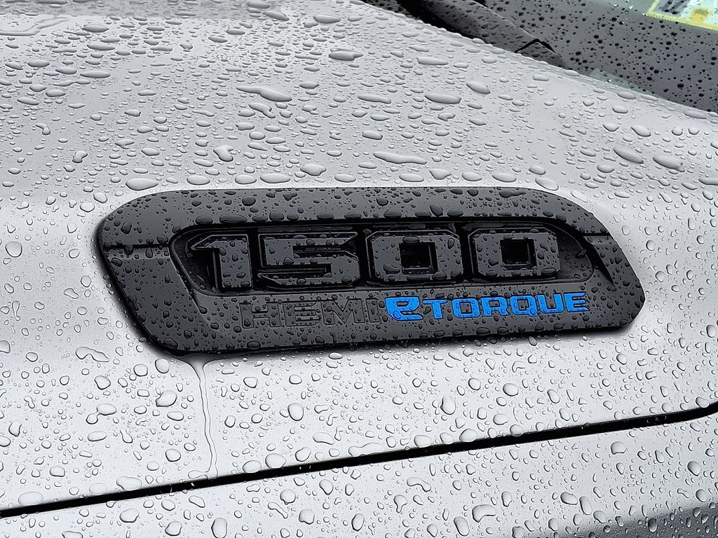 2024 Ram 1500 — photo 9