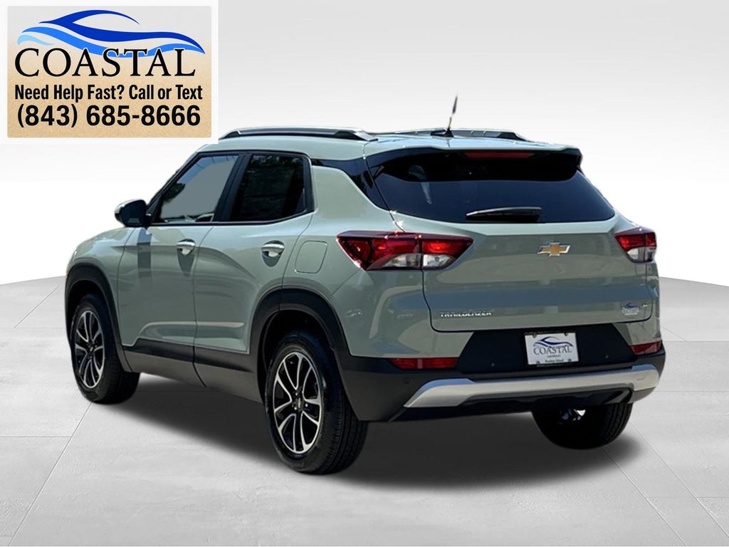 2026 Chevrolet TrailBlazer LT Green at Bob Mills Chevrolet
