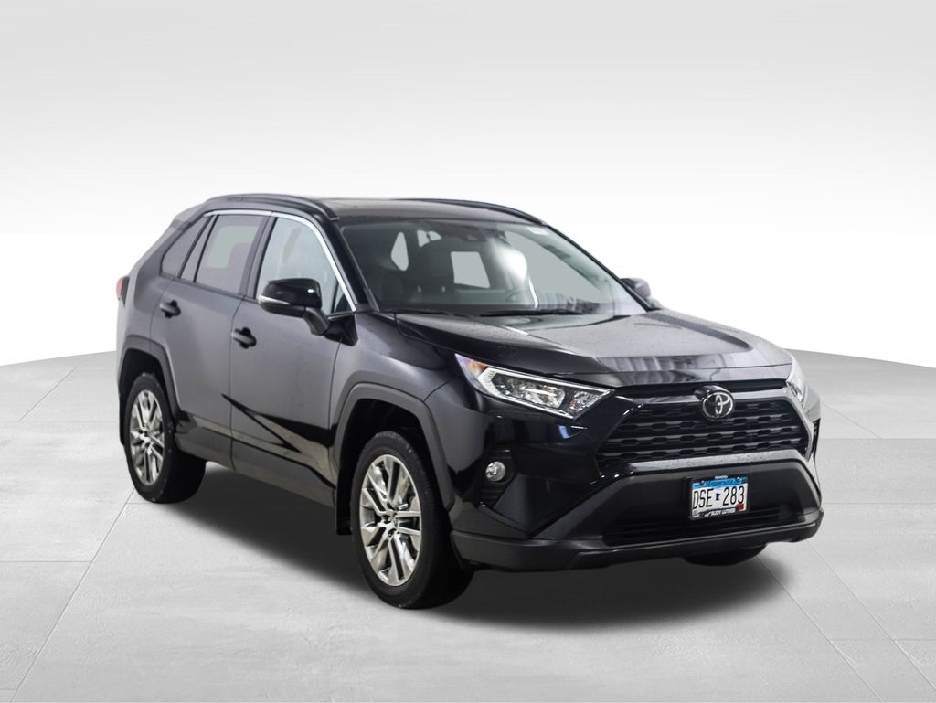Thumbnail: 2019 Toyota RAV4 - 7