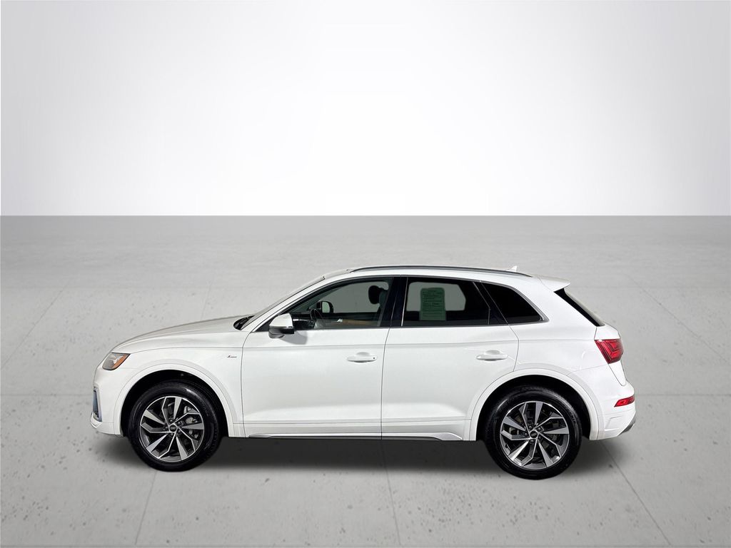 2022 Audi Q5 45 S line Premium