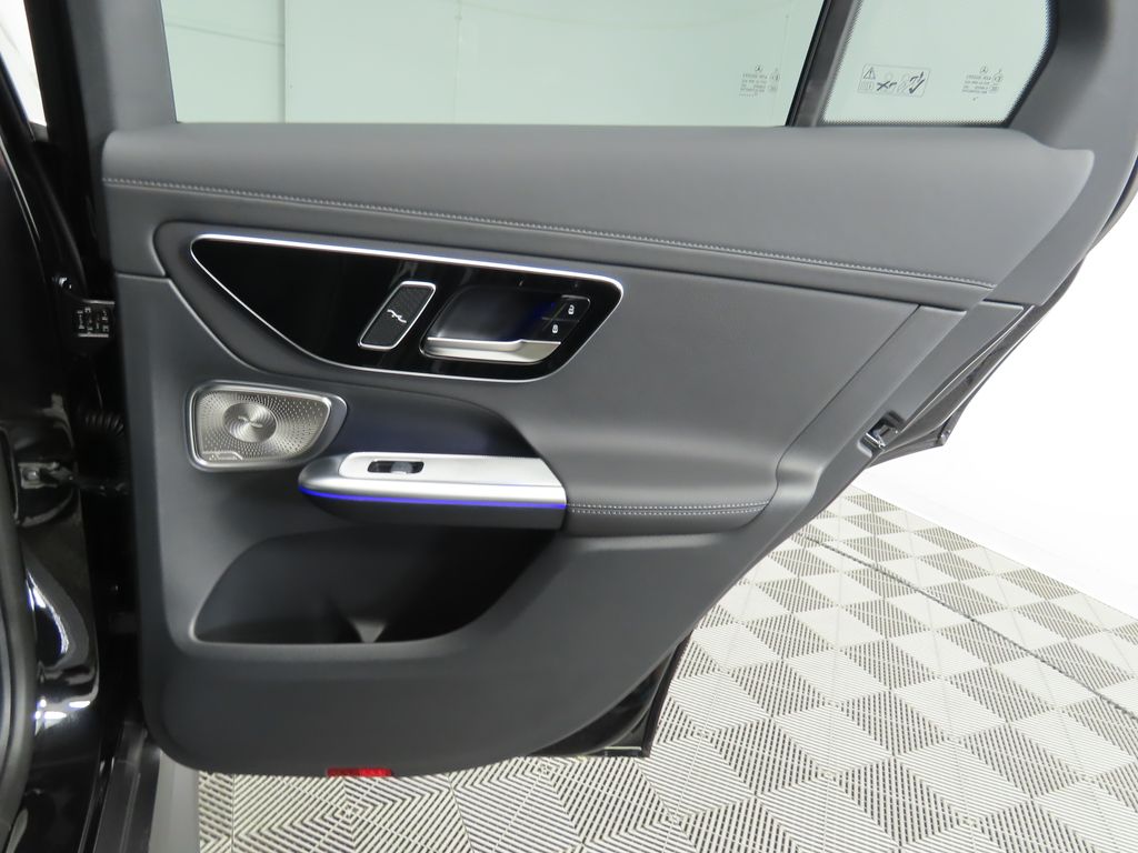 Thumbnail: 2026 Mercedes-Benz GLC - 29