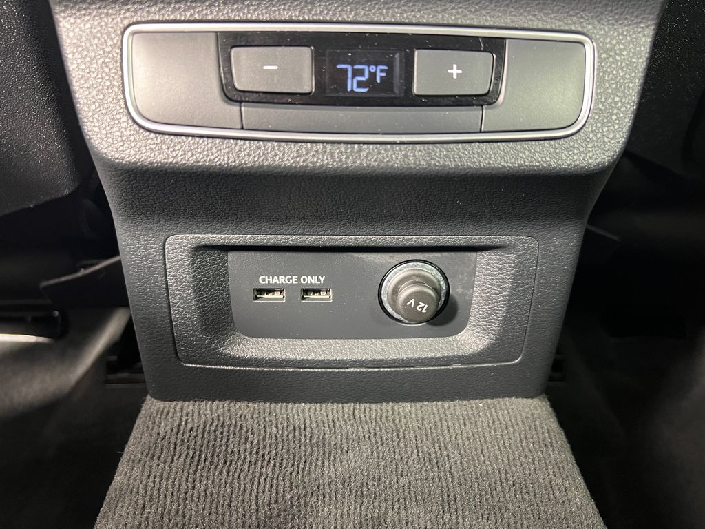 Thumbnail: 2023 Audi Q5 - 30