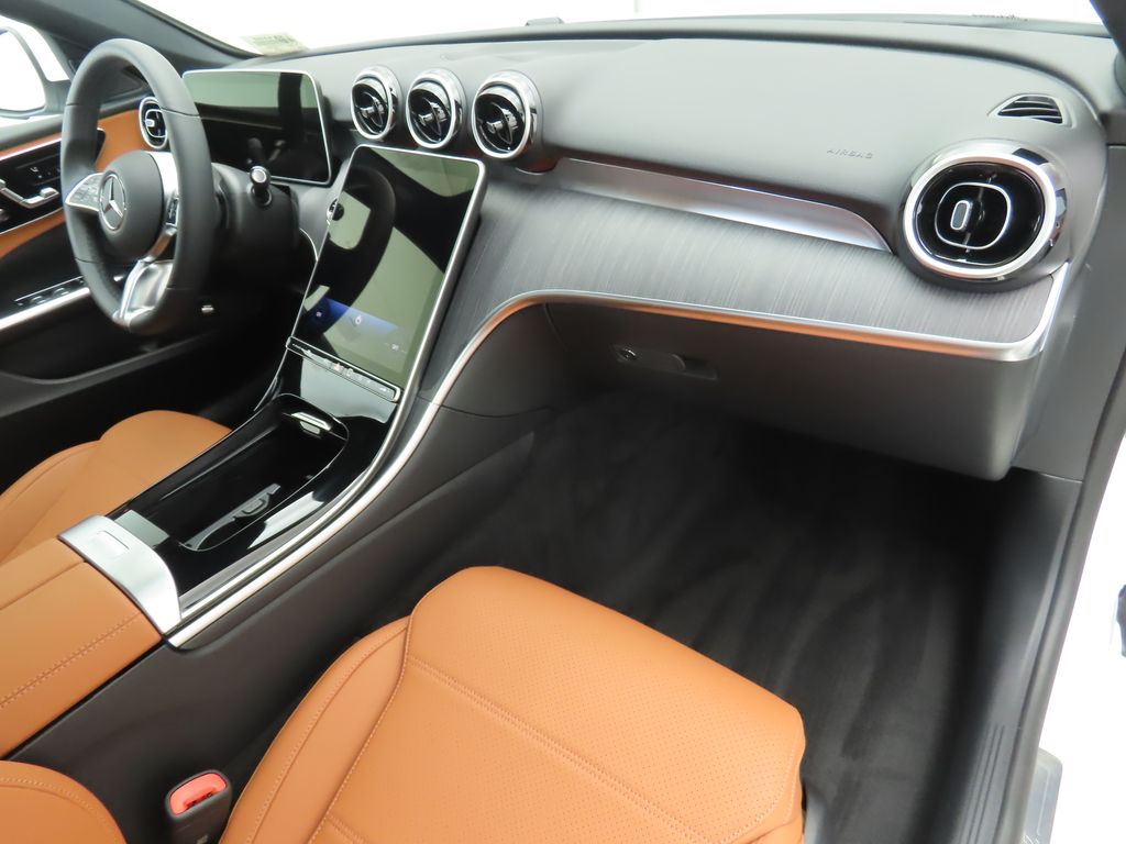 Thumbnail: 2025 Mercedes-Benz C-Class - 17