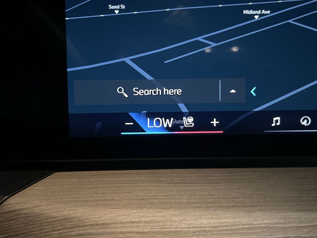 Thumbnail: 2025 BMW 3 Series - 19