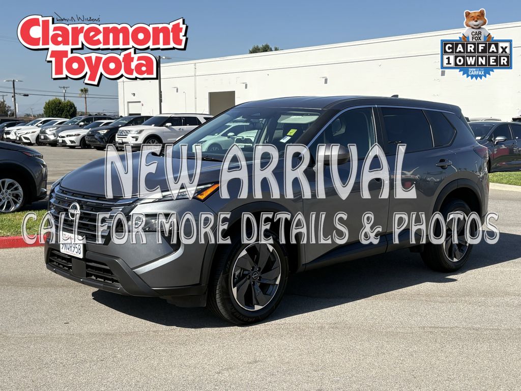 Gray (Gun Metallic) 2025 Nissan Rogue SV FWD SUV / Crossover Front-Wheel Drive Continuously Variable Transmission