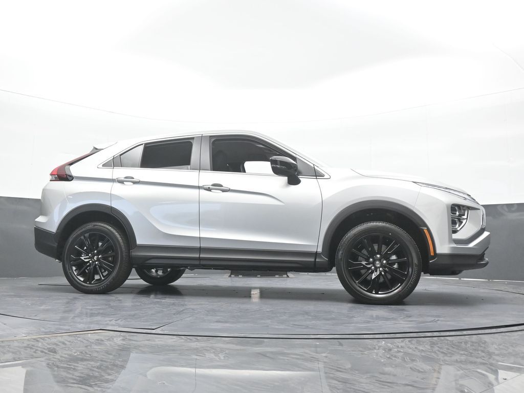 New 2026 Silver Mitsubishi LE image 52