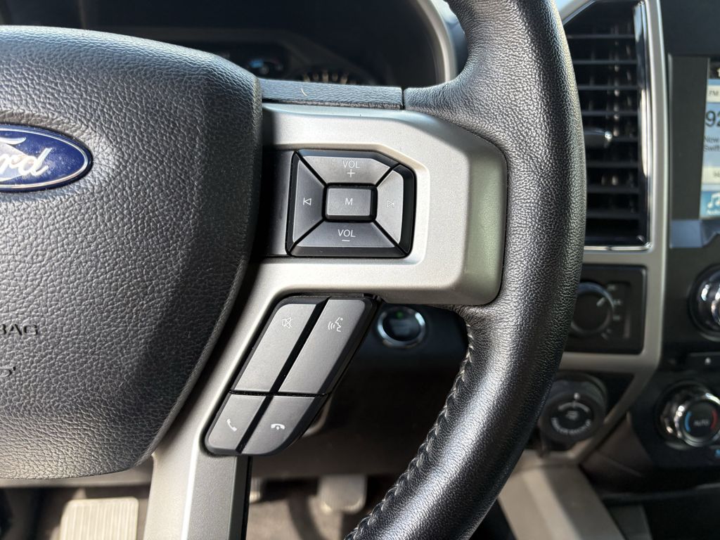 Used 2018 Magnetic Ford Lariat image 16