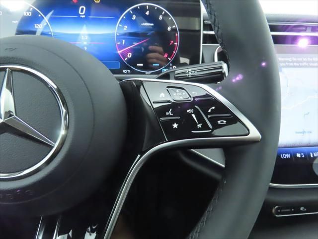 Thumbnail: 2025 Mercedes-Benz E-Class - 13