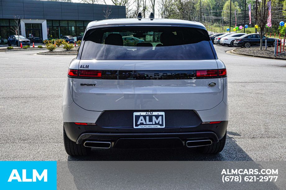 Used 2023 Gray Land Rover SE image 11