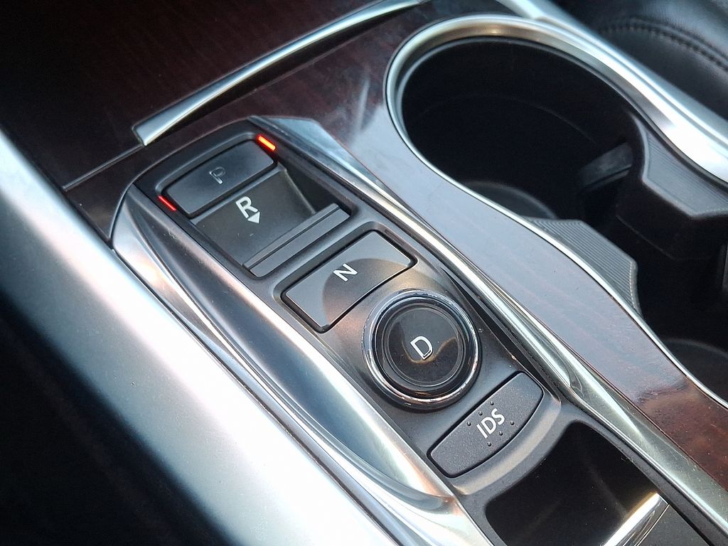 Thumbnail: 2015 Acura TLX - 14