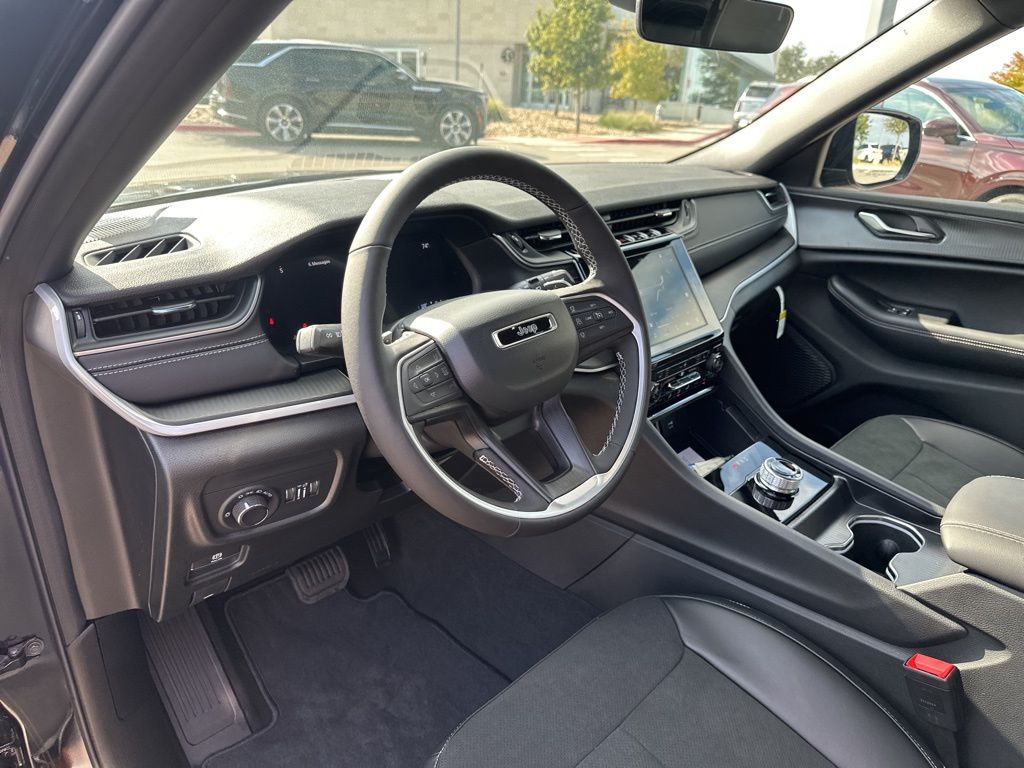 New Car 2025 Jeep Grand Cherokee  For Sale Under $50,000 In Austin, Texas