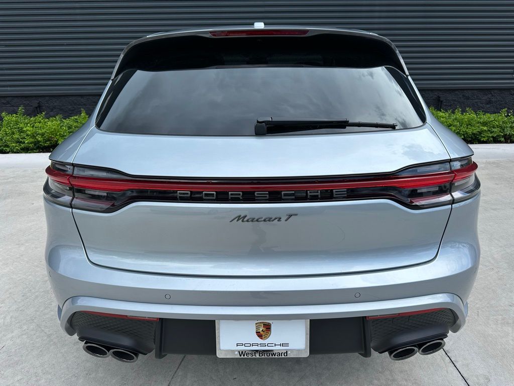 Thumbnail: 2025 Porsche Macan - 11