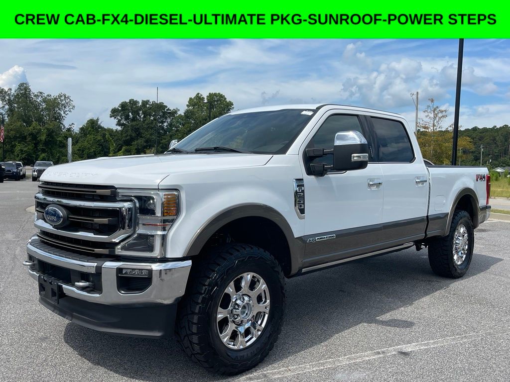 Oxford White 2022 Ford F-250 Super Duty Pickup Truck Four-Wheel Drive Automatic