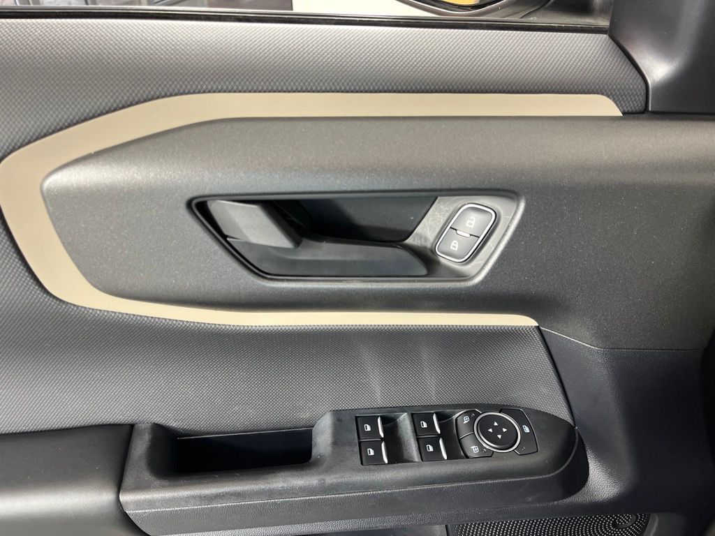 Thumbnail: 2025 Ford Bronco Sport - 23