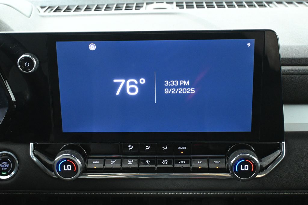 Thumbnail: 2023 Chevrolet Colorado - 21