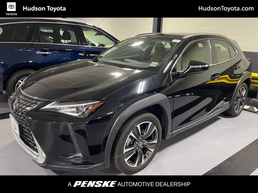 Thumbnail: 2021 Lexus UX - 1