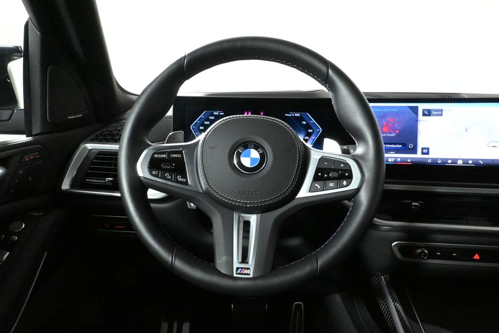 2024 BMW X7 M60i 18