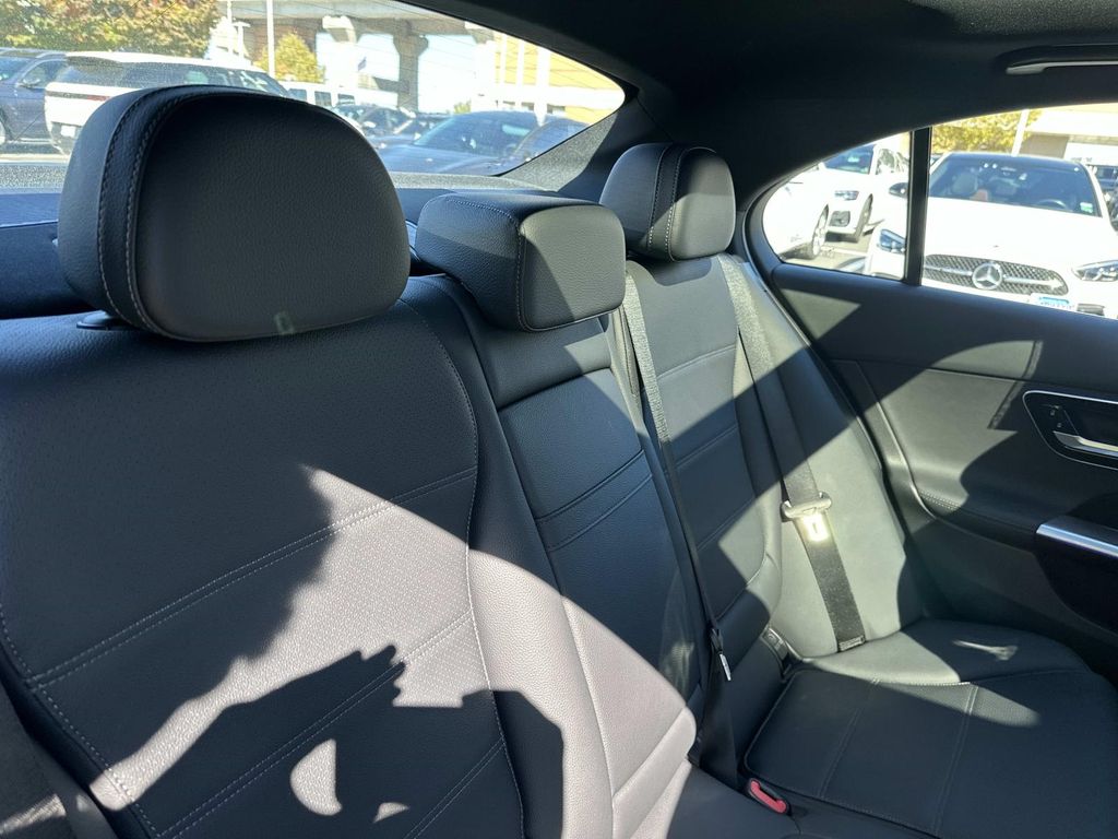 Thumbnail: 2025 Mercedes-Benz C-Class - 27