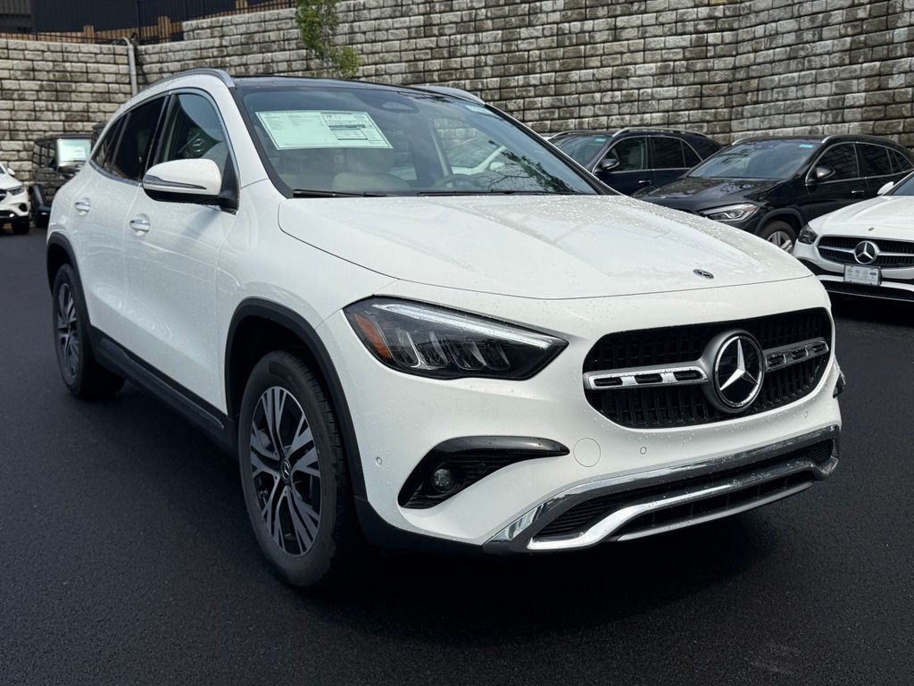 Polar White 2026 Mercedes-Benz GLA SUV / Crossover All-Wheel Drive 8-Speed Dual Clutch