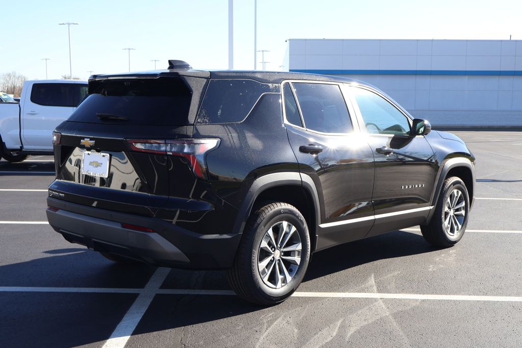 Thumbnail: 2026 Chevrolet Equinox - 8