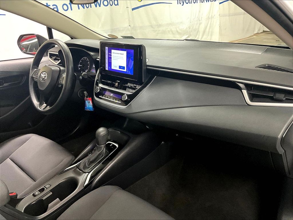 2023 Toyota Corolla — photo 14