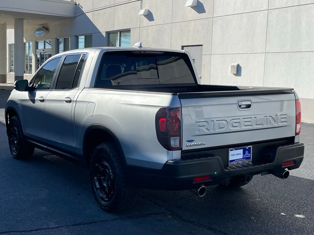 Thumbnail: 2025 Honda Ridgeline - 4