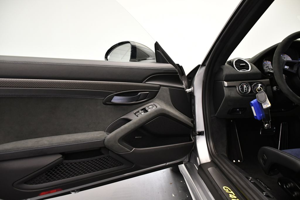 Thumbnail: 2024 Porsche 718 Cayman - 32
