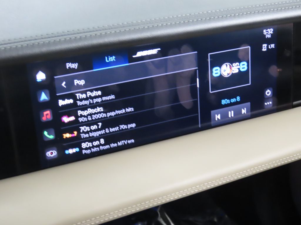 Thumbnail: 2023 Porsche Taycan - 28