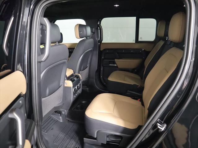 Thumbnail: 2025 Land Rover Defender - 23