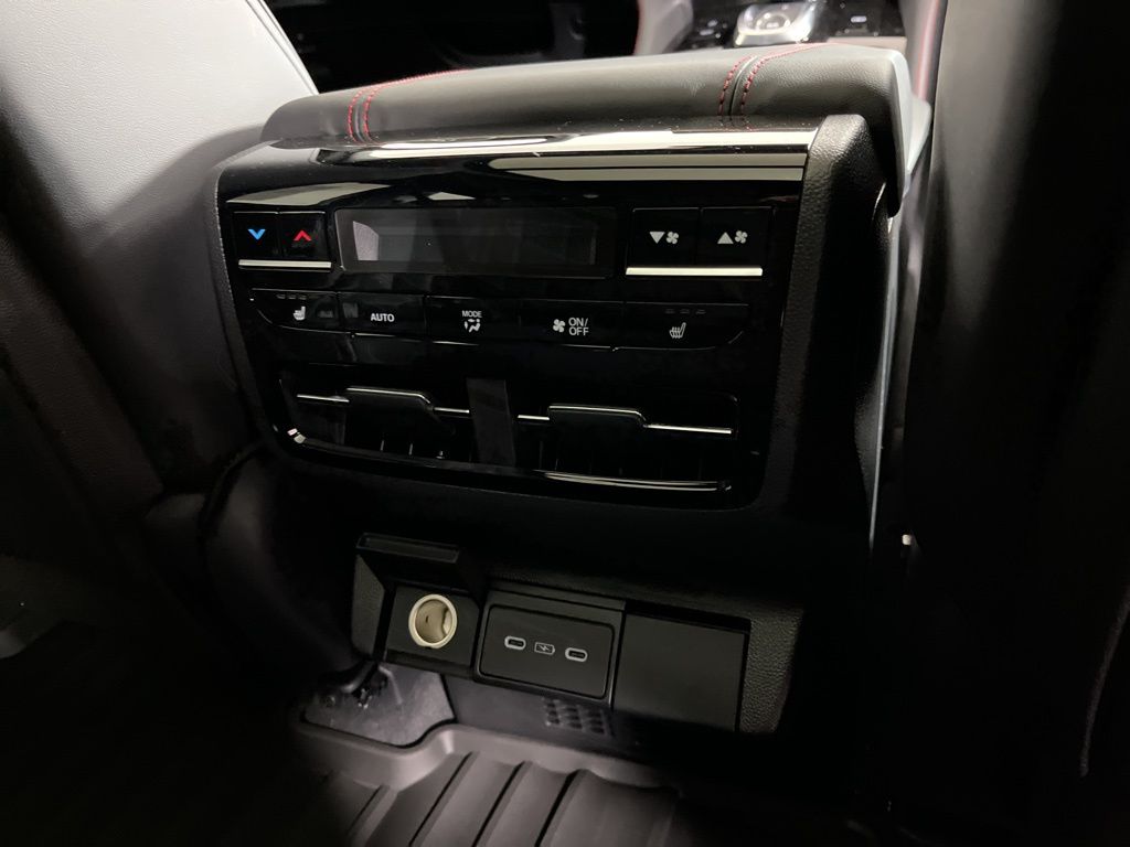 Thumbnail: 2026 Acura MDX - 17