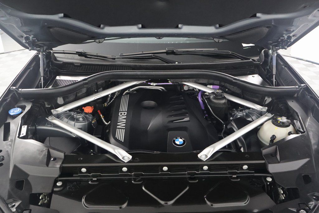 Thumbnail: 2024 BMW X5 - 15